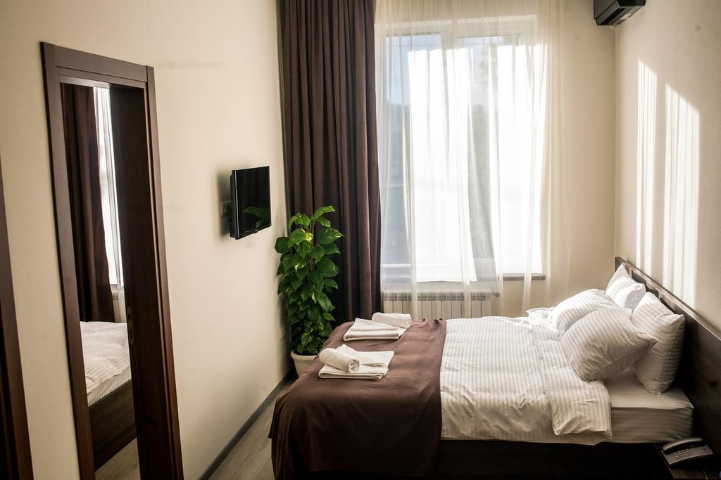 Gsg Hotel Тбилиси Екстериор снимка