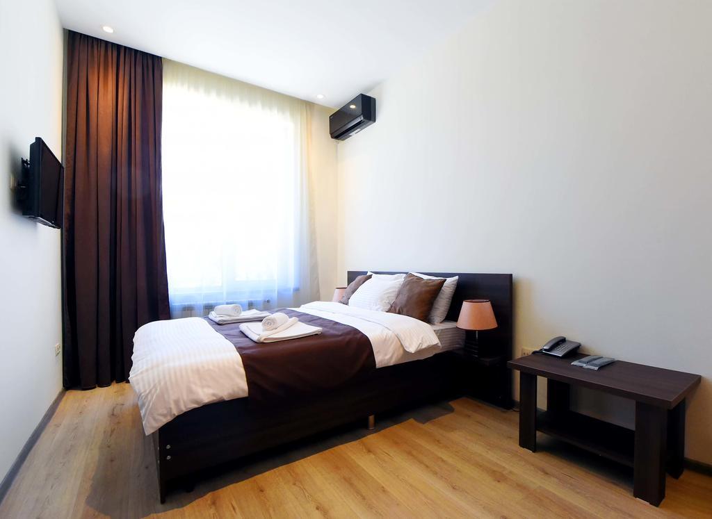 Gsg Hotel Тбилиси Екстериор снимка