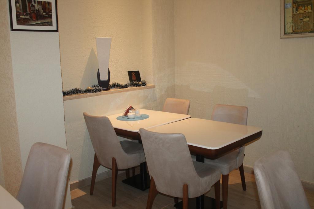 Gsg Hotel Тбилиси Екстериор снимка