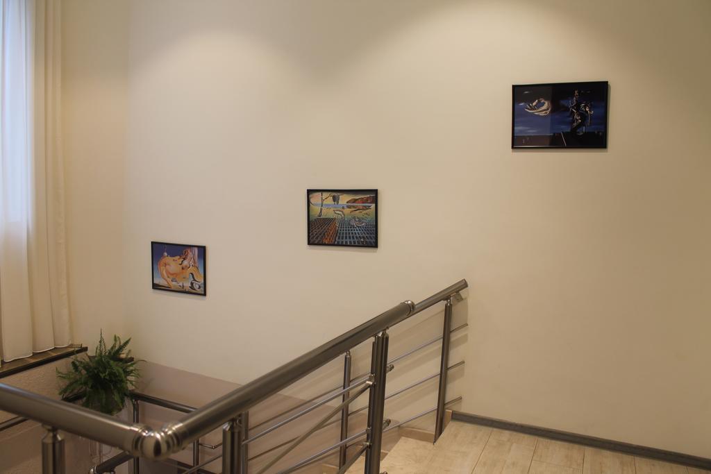 Gsg Hotel Тбилиси Екстериор снимка