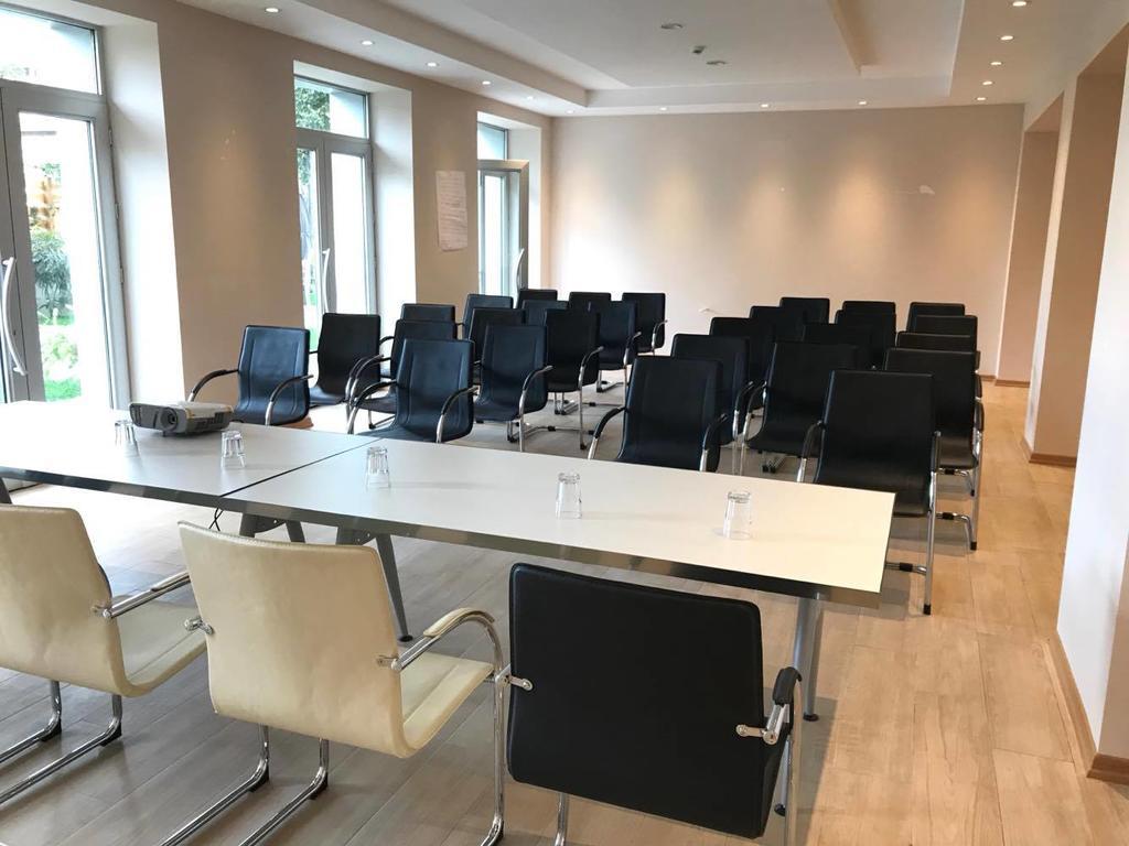 Gsg Hotel Тбилиси Екстериор снимка
