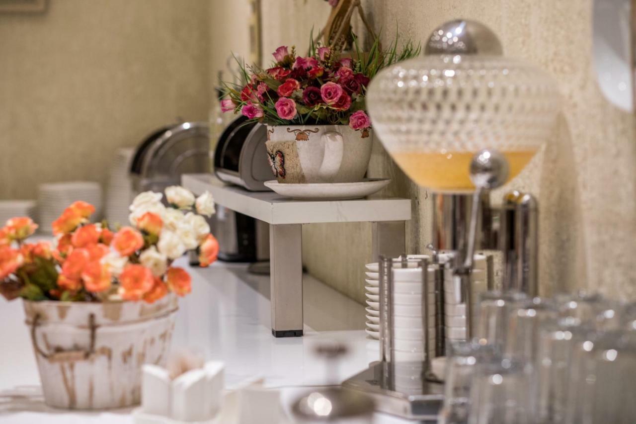 Gsg Hotel Тбилиси Екстериор снимка